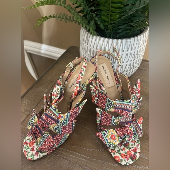 Antonio Melani Floral Heels🌹🌸🌹 Size 7 - Picture 5 of 16